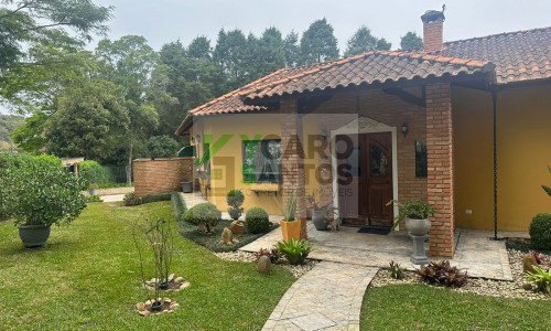 Condomínio Los Alamos - 03 dorm 1.660 m²