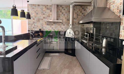 CASA DE ALTO PADRÃO - RESERVA SANTA MARIA