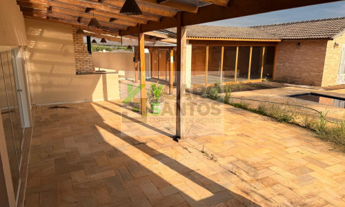 SANTA ADÉLIA - LOCAÇÃO - 03 DORM PISCINA