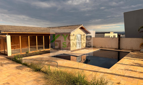 SANTA ADÉLIA - LOCAÇÃO - 03 DORM PISCINA